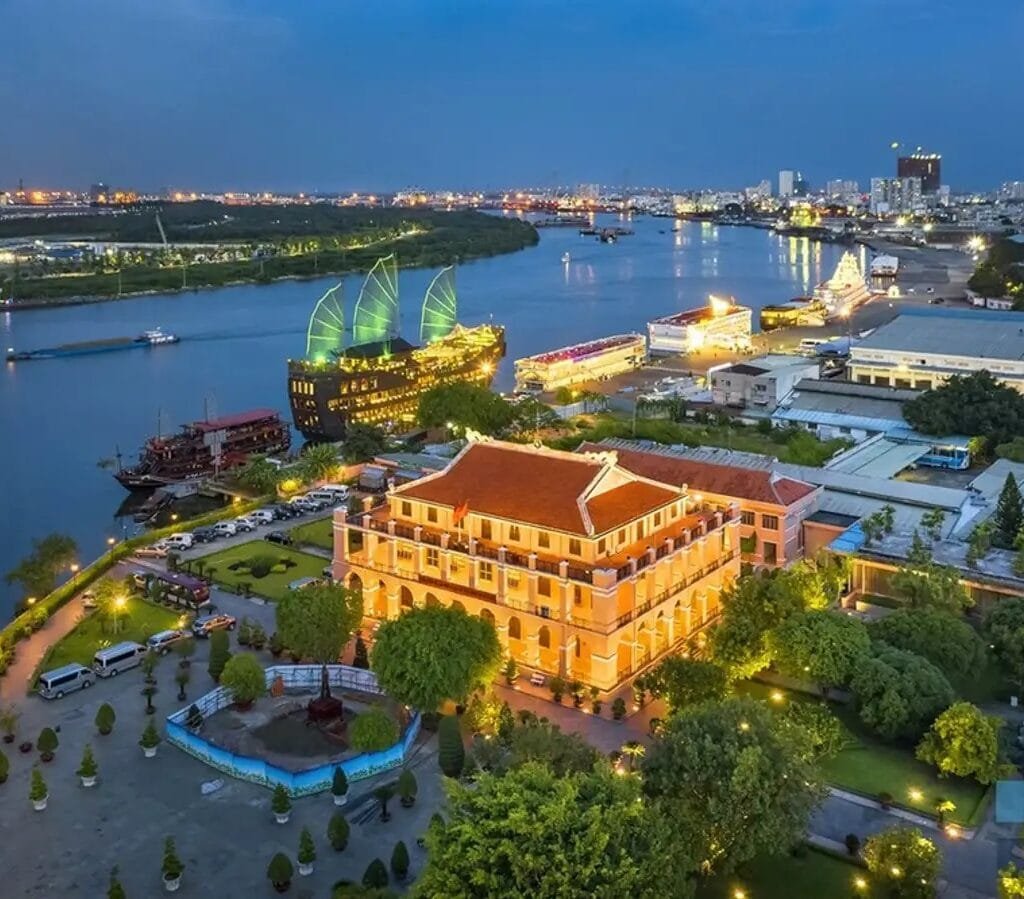 Ho Chi Minh City Shore Excursion – Private Tour from Nha Rong Port