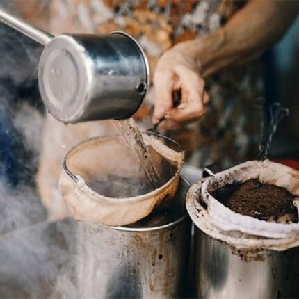 Ho Chi Minh City Private Half Day Tour – Local Life & Hidden Gems