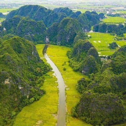 NINH BINH PRIVATE TOUR | HOA LU – TRANG AN – MUA CAVE