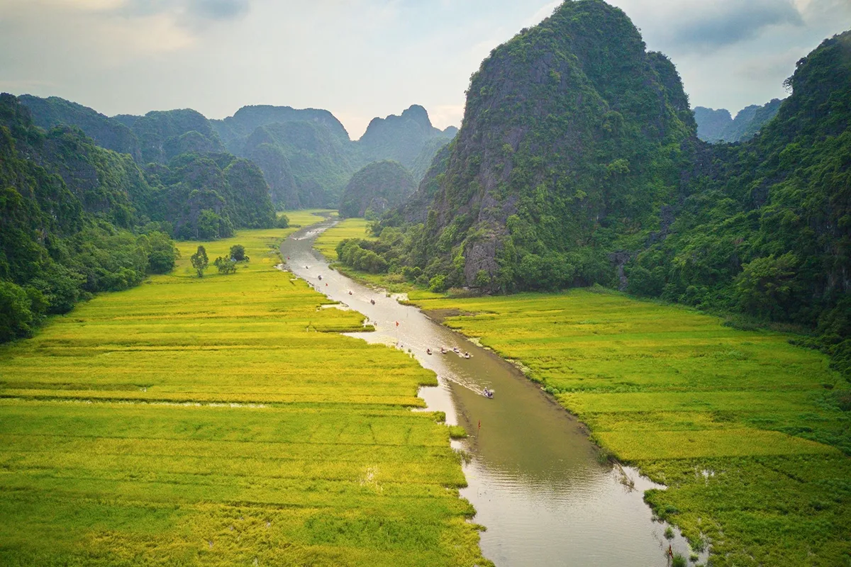 Hoa Lu – Tam Coc – Mua Cave Tour