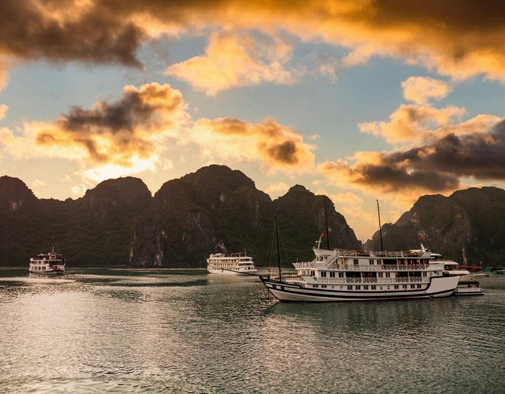 HANOI – HA LONG BAY – SURPRISING CAVE – TITOP ISLAND | 2 DAYS 1 NIGHT