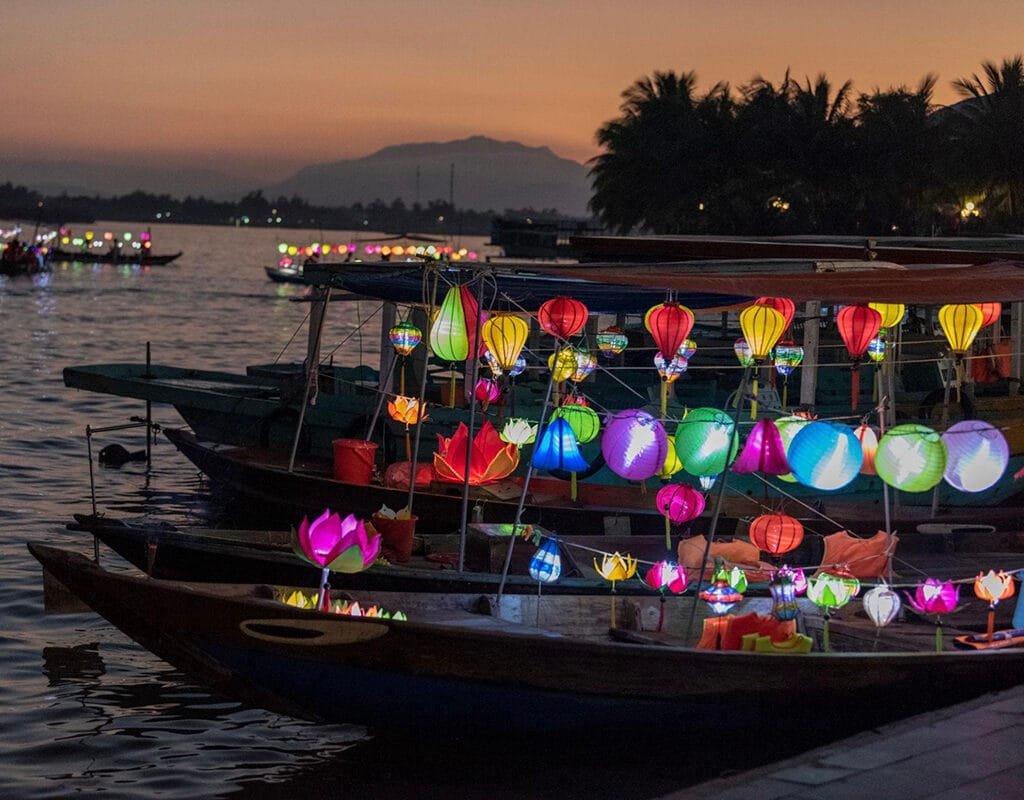 10-Day Vietnam Beach & Highlands Tour: Saigon, Nha Trang, Da Lat & Hoi An