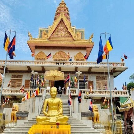 8-Day Vietnam & Cambodia Explorer: Ho Chi Minh City, Phnom Penh & Siem Reap