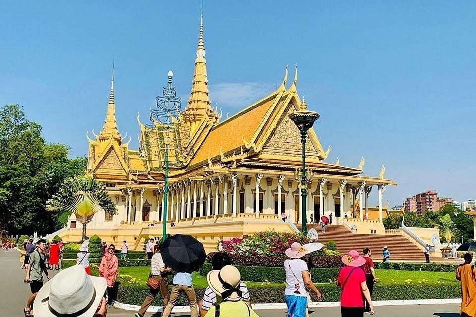 caption (9) PHNOM PENH HALF DAY PRIVATE TOUR guided tour